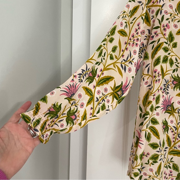 NWT Reese 100% Silk Blouse Pepper Hall Thistle. Floral coastal. 13 - Picture 6 of 11